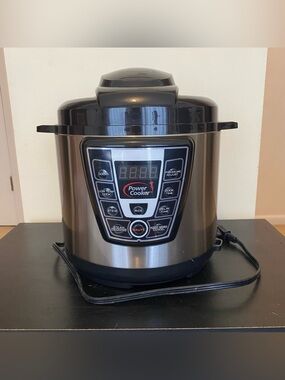 Intertek POWER COOKER Pressure Cooker Pro 6-Quart PC-TR16 Stainless Steel Black
